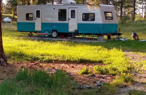 Ronan Haus | Nicely remodeled camp trailer five minutes drive from Flathead Lake