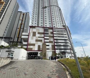 Nilai Wohnung | Nilai Rooftop skywalk at mesahill premier by STAY COZY