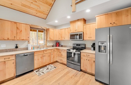 Bigfork Kabine | Nine cabins in a scenic, tranquil community - ideal for reunions & retreats