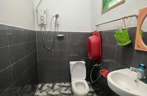 Parit Buntar Haus | Nipah Medium Roomstay Parit Buntar
