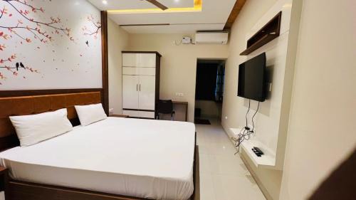 Coimbatore Kabine | NKP Residency