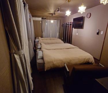 Toyota Villa | Noctis豊田 ジャグジー肩湯付お風呂75型TV 最大12名宿泊可能