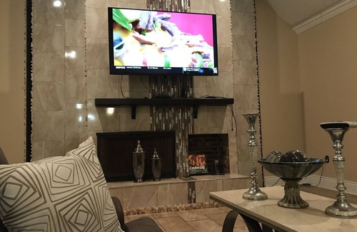 Little Woods Haus | "Lynns gemütliches Anwesen"