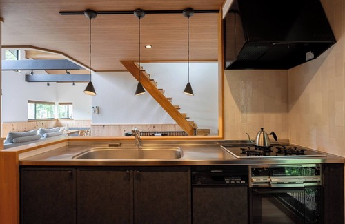 Atami Haus | Nonsmoking Rental villa with dog run and hot sp/Atami Shizuoka