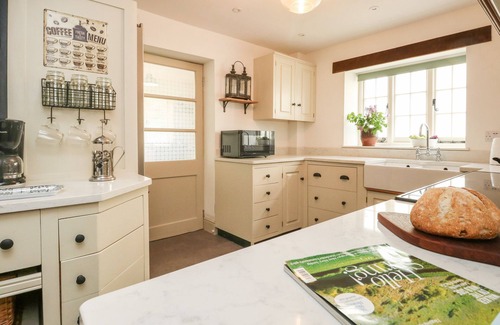 Maiden Newton Hütte | Norden House