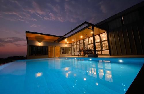 Pak Chong Haus | Nordic Cabin and The Pool