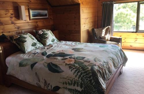 Te Kopuru Bed & Breakfast | Norfolk Gardens Bed and Breakfast