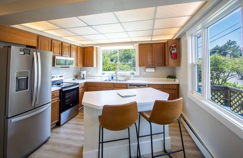 St. Louis County Haus | North Coast Beach Access Cottage | Near Canal Park