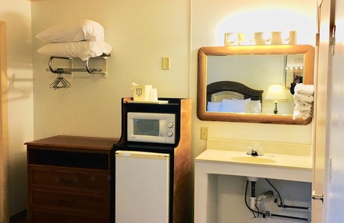 Kalkaska Hotel | North Country American Inn