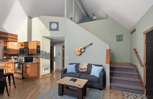 Columbia Falls Kabine | Sunny Cottage in der Nähe des Glacier National Park und der North Fork des Flathead River