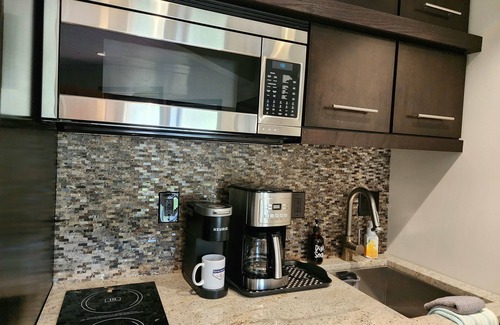 Mancelona Eigentumswohnung | Northern Michigan Retreat- Upscale finishes +Prime location-close to LAKE's