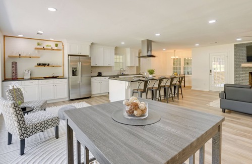 Northport Haus | Northport Game Day Getaway: 5 Mi to University!