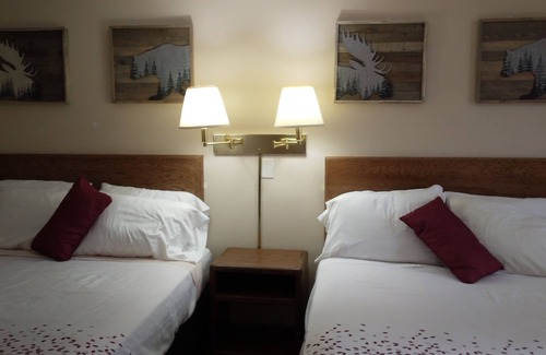 Ladysmith Hotel | Northwoods Motels