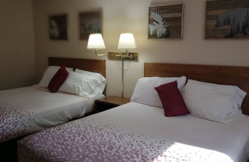 Ladysmith Hotel | Northwoods Motels