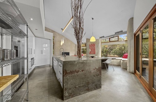 Spring Beach Haus | Nosh Holiday: Luxus Ecofriendly Spring Beach Home