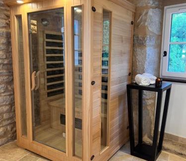 Cenevieres Bed & Breakfast | NOUBAR