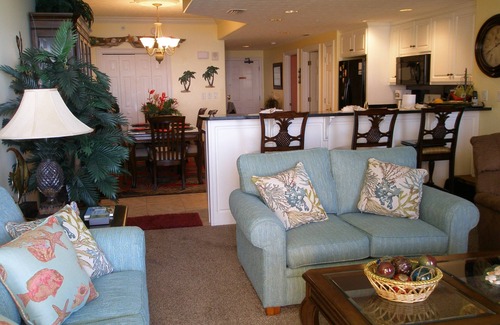 Lower Grand Lagoon Eigentumswohnung | OCEAN FRONTAGE ** 16. - 23. NOVEMBER ** KOSTENLOSE STRANDSTÜHLE ** 113 FÜNF STERNE BEWERTUNGEN