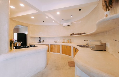 Beraban Hotel | Nuanu Suites & Accommodations