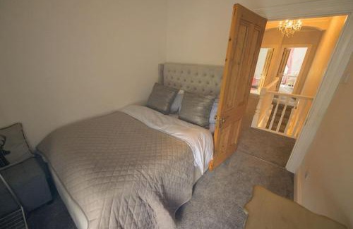 Abercwmboi Villa | Number 2