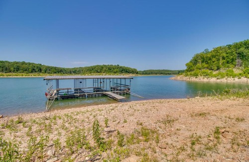 Oakland Haus | Oakland Oasis Serene Retreat in the Ozarks