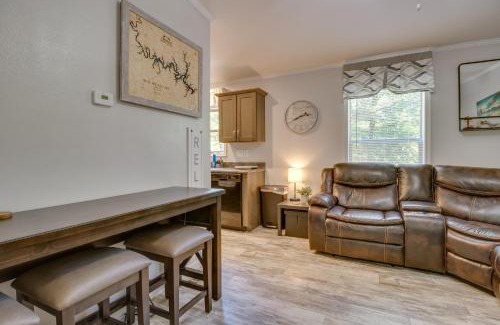 Oakland Haus | Oakland Oasis Serene Retreat in the Ozarks