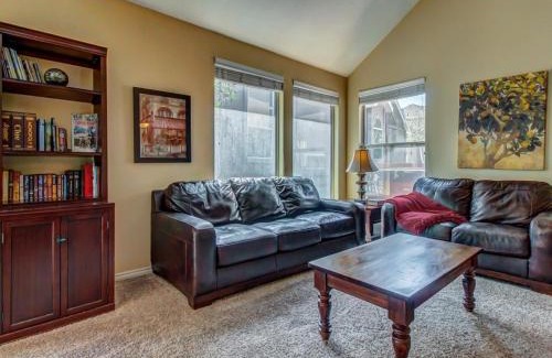 Cottonwood Heights Haus | Oaks at Wasatch #10