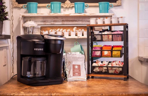 Ashtabula Haus | Oakwood Beach - Lake Front - Geneva-On-The-Lake