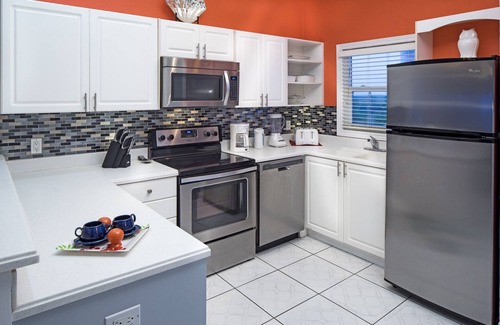 Colliers Bay Eigentumswohnung | East End, Cayman Island, Deluxe Condo am Strand - NUR 1 WOCHE, Aug. - Dez. 2019