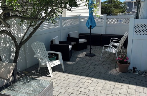 Surf City Haus | Ozean-Block, 4-Zimmer-Haus mit Pool, Whirlpool und Schritte bis zum Strand.