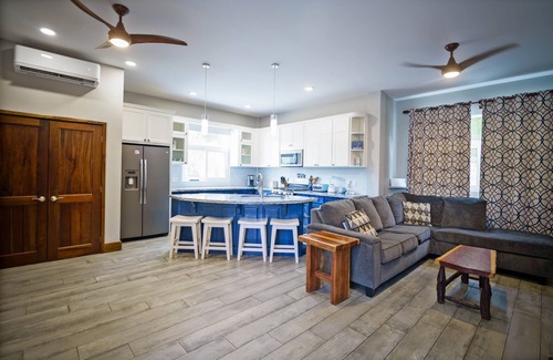 Placencia Hotel | Ocean Breeze