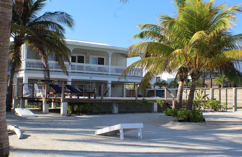 San Pedro Haus | Ocean Front Home with pier.