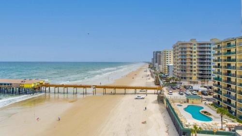 Daytona Beach Shores Wohnung | Ocean Front Condo with Amazing Views! Sunglow Resort 402 by Brightwild