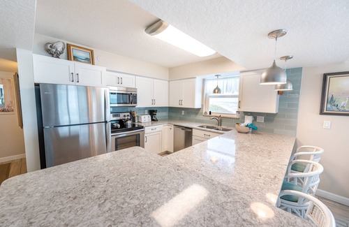 Satellite Beach Eigentumswohnung | Ocean Front Complex - Wunderschöner Panoramablick auf das Meer!