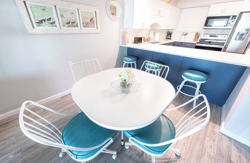 Satellite Beach Eigentumswohnung | Ocean Front Complex - Fantastische Aussicht auf das Meer!