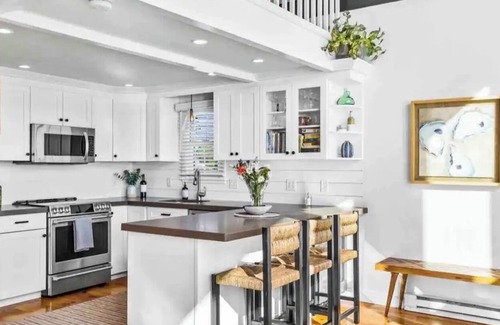 Scituate Haus | OCEAN FRONT HOUSE!