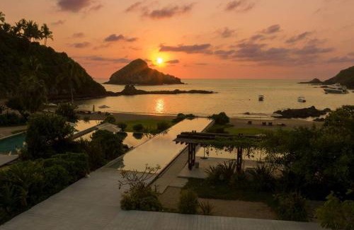 Costa Careyes Wohnung | Ocean Front Luxury - 5 Pools & Private Beach Club
