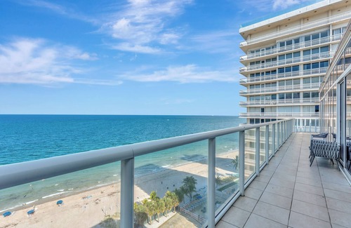 Bermuda Riviera Wohnung | Ocean Front Penthouse