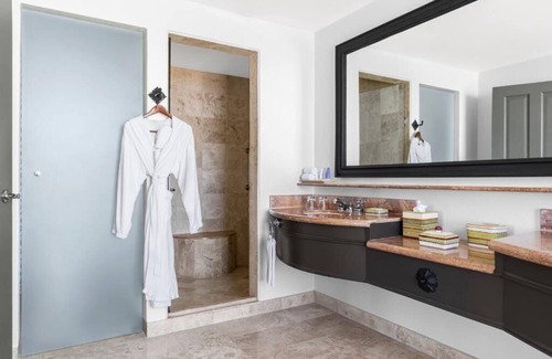 Palmilla Resort | Ocean front resort located on an inlet bay in the Sea of Cortés