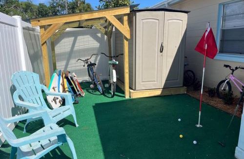 Cocoa Beach Haus | *Ocean Oasis: Beach Extras & Bikes & Surfboards*