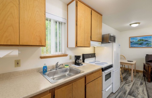 Harbor Hotel | Ocean Suites Motel