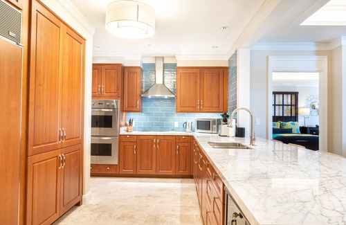 Seven Mile Beach Eigentumswohnung | Ocean View 3-bedroom Residence located at The Ritz-Carlton, Grand Cayman