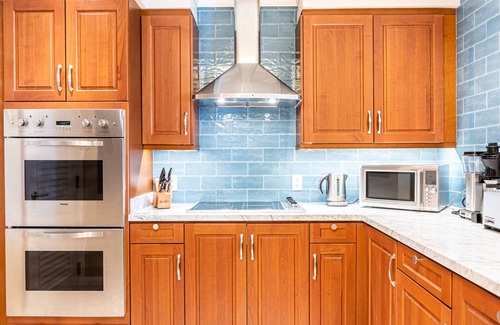 Seven Mile Beach Eigentumswohnung | Ocean View 3-bedroom Residence located at The Ritz-Carlton, Grand Cayman