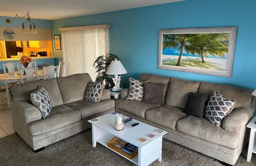 Cocoa Beach Eigentumswohnung | SANDCASTLES 5. Stock - 2 Balkone, voll ausgestattet