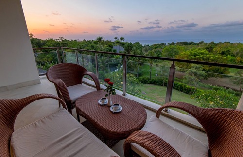 Jimbaran Bay Wohnung | Ocean View Apartment im Ayana Resort Komplex, Abholung vom Flughafen inklusive!