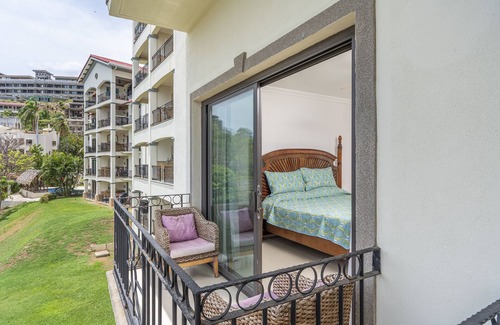 Playa Flamingo Eigentumswohnung | Ocean view at its best at a walk from the beach!!!