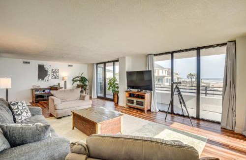 Daytona Beach Wohnung | Ocean-View Balcony Daytona Beach Family Getaway!