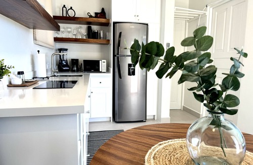 Coco Sunset Hills Eigentumswohnung | Ocean View Condo with Private Roof Top Patio