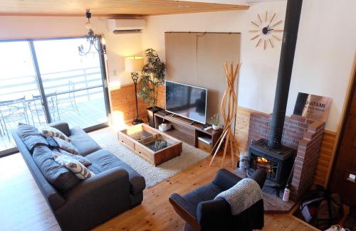 Shimotaga Haus | Ocean View House