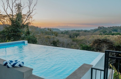Tarcoles Haus | Ocean View, Jungle, Jaco Area, Infinity Pool, Luxury, Game Room & Gym