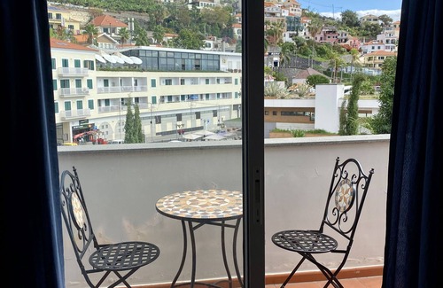 Camara de Lobos Wohnung | Ocean View Roxos Park im Herzen von Camara de Lobos madeira für Work und Travel